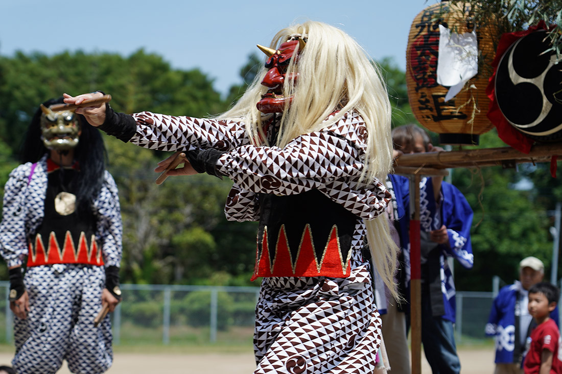 石田まつりの鬼太鼓 | 佐渡芸能アーカイブ