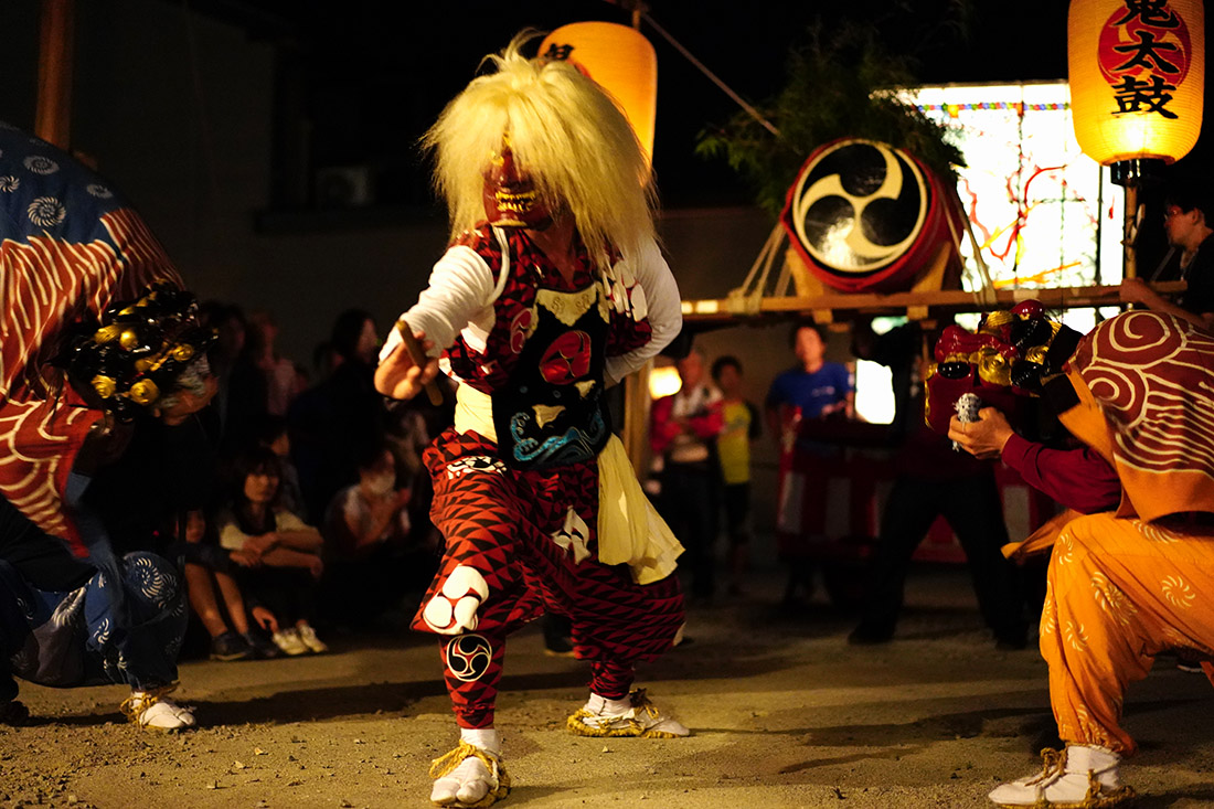 新穂天神まつりの鬼太鼓 | 佐渡芸能アーカイブ
