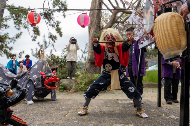 大川まつりの鬼太鼓